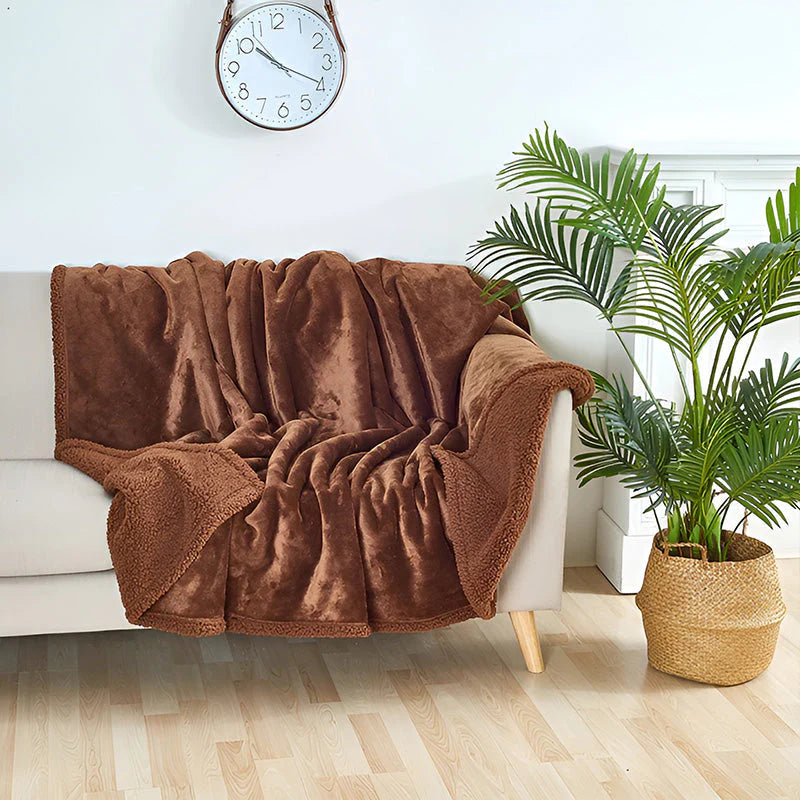🌈Perfect Gift! Soft Waterproof Flannel Blanket 🌧️✨